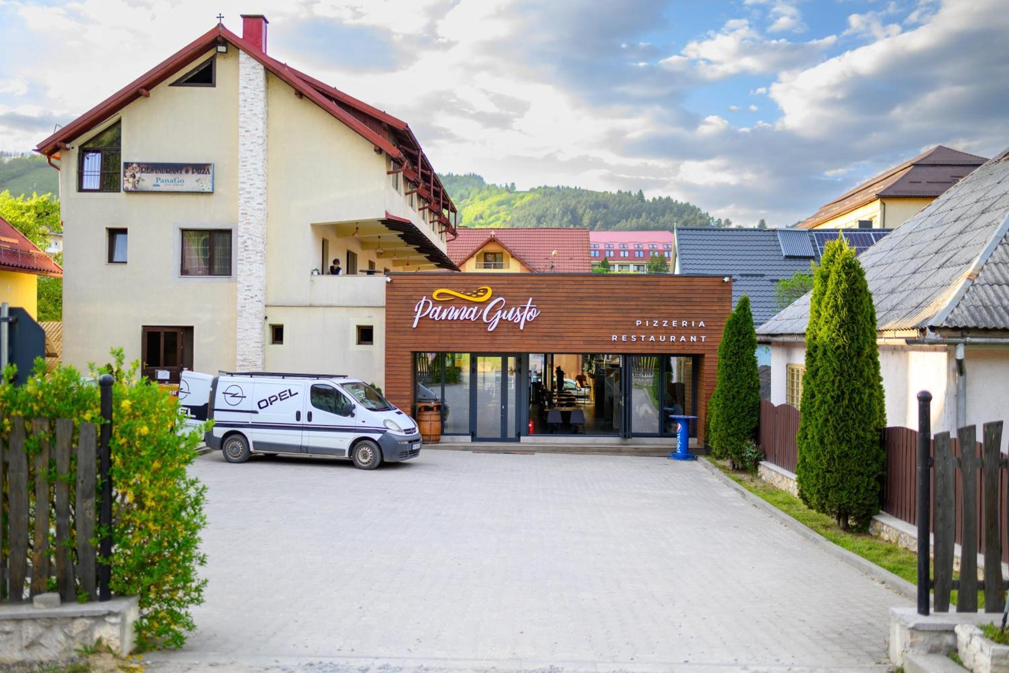 Panna Gusto Otel Cîmpeni Dış mekan fotoğraf