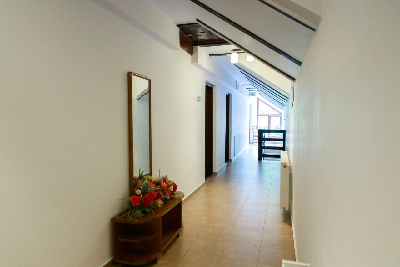 Panna Gusto Otel Cîmpeni Dış mekan fotoğraf